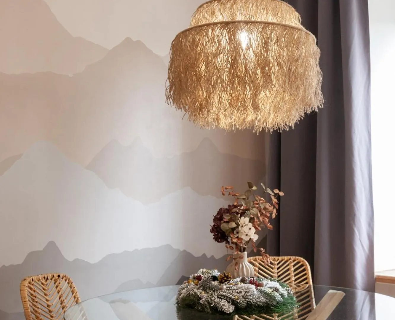 Stylish Flat Near Rynok Square-Self Check-In & Netflix 0*, Lviv Ukraine